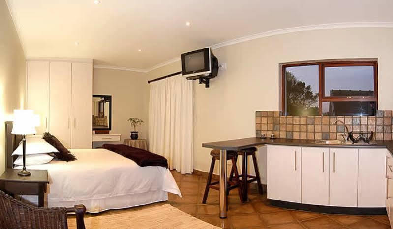 Lalapanzi Guest Lodge Port Elizabeth Ngoại thất bức ảnh